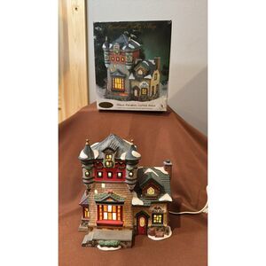Vintage O'Well Heartland Valley Candle Shop Porcelain Light Up  Christmas